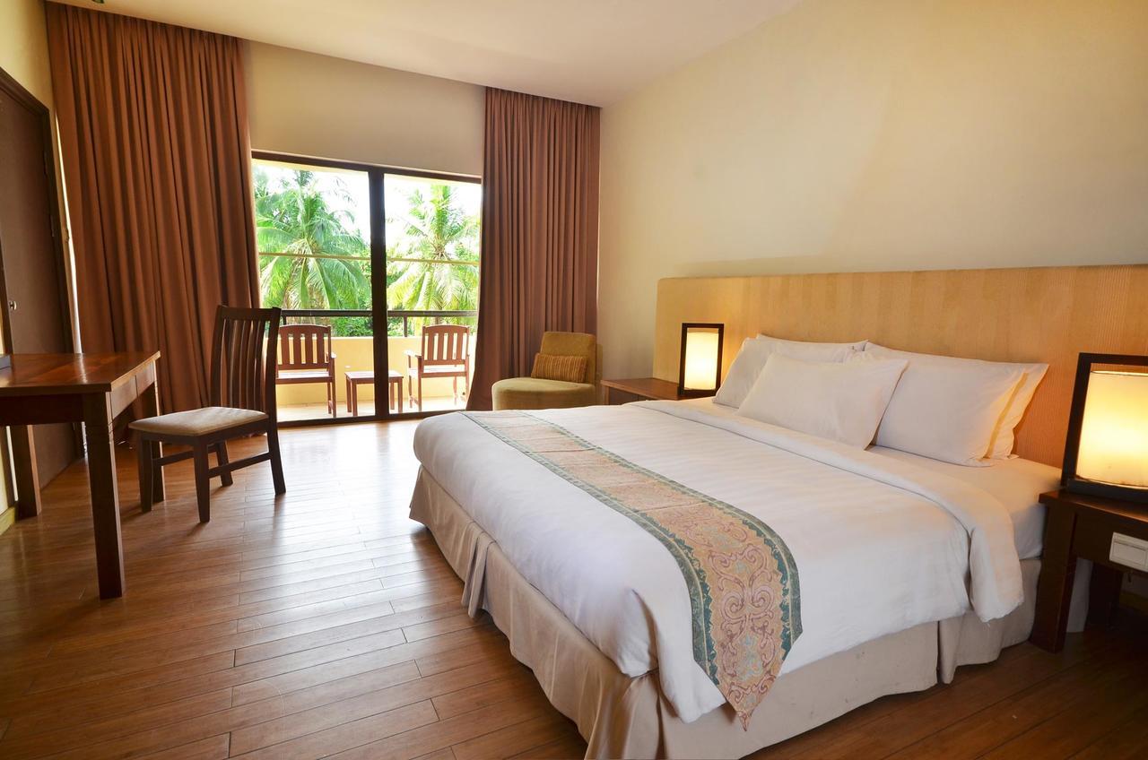 Damai Puri Resort & Spa Kuching Exterior foto Deluxe Room